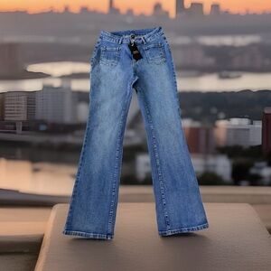 NVFelix women’s size M high-waisted blue denim front patched pockets jeans. New